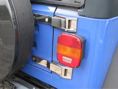 Zdjęcie produktu dla Zawias tylnej klapy ze stali nierdzewnej, wyjątkowo wytrzymały, Jeep Wrangler TJ 96-06