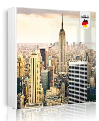 Produktbild von banjado Schlüsselkasten aus Metall, 30x30cm groß mit 32 Haken, als Magnettafel nutzbar, Korpus weiß, Anschlag rechts, New York City [SKGW1 10238]