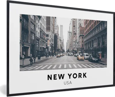 Produktbild von MuchoWow® Gerahmtes Poster New York - Straße - Auto 30x20 cm - Poster mit Schwarzem Bilderrahmen Wandposter Rahmen Foto Bilder - Kunstdruck - Bild-Poster