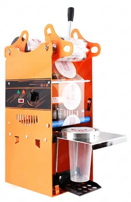Immagine prodotto di Macchina manuale per la chiusura di bicchieri, realizzata Acciaio al carbonio e ABS, con una capacità massima di 500 bicchieri all'ora, di colore arancione