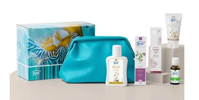 Obrázok produktu pre Cestovná sada Just s taškou - krémový gél s komoničkou 30ml - hydratačný gél Vital Just 30ml - intímny dezodorant 50ml - olej 31 20ml - telové mlieko s harmančekom a vanilkou