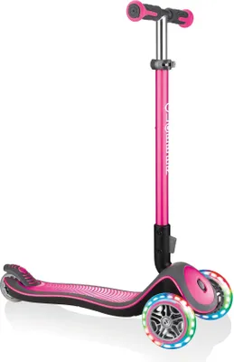 Produktbild von GLOBBER ELITE DELUXE LIGHTS – Tretroller Kinder, 120/80 mm, ABEC 5, 3-rädrig, höhenverstellbar, LED-Rollen, pink
