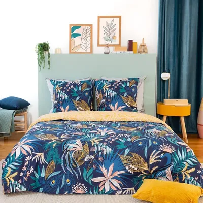 Zdjęcie produktu dla Komplet pościeli 240 x 260 cm z motywem tropikalnych liści, zawierający dwie poszewki na poduszki 63 x 63 cm