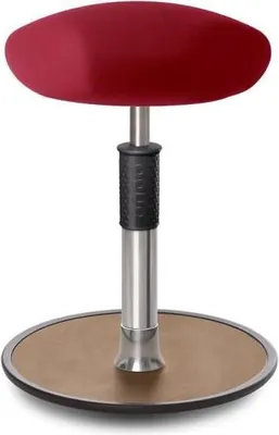 Produktbild von Sitz- Stehhocker Free Regular Triangel Gestrick Dunkelrot Chrom /Natur.