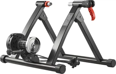 Zdjęcie produktu dla Trenażer rowerowy, 6 poziomów oporu, koła 660,4–736,6 mm i 700C, składany magnetyczny stojak rowerowy do ćwiczeń w pomieszczeniach z szybkozamykaczem i blokadą przedniego koła, czarny