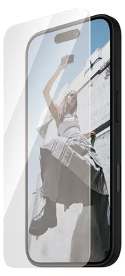 Imagen del producto de SAFE by PanzerGlass Screen Protector iPhone 16 -15
