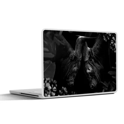 Produktbild von MuchoWow® Laptop Aufkleber Sticker Cover Zwei Watussi-Rinder im Dschungel - schwarz und weiß 30x21 cm - Sticker für Laptop - Selbstklebend