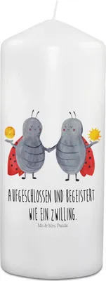 Produktbild von Mr. & Mrs. Panda Kondolenzkerze Sternzeichen Zwilling - Weiß - Geschenk, Zwillingsschwester, Beileidskerze, Geburtstag Mai, Trauerkerze, Trauerlicht Kerze, Marienkäfer