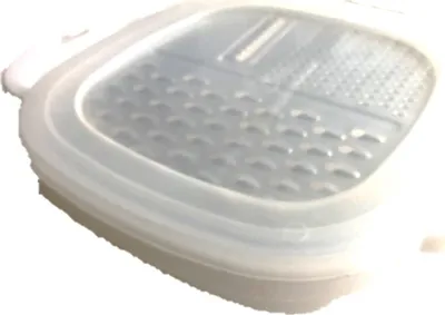 Produktbild von 3 in 1 Multi Reibe mit Behälter und Deckel, handlicher Gemüsehobel Reibe Aufbewahrungs-Box