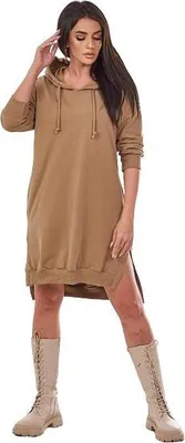 Produktbild von Kamelfarbenes Kleid mit Kapuze und längerem Rücken
