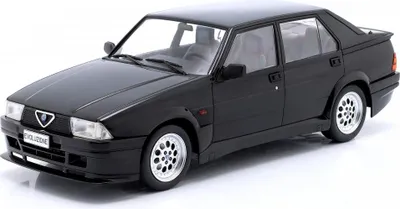 Produktbild von MCG 18429 Alfa Romeo 75 Turbo Evoluzione 1987 schwarz 1:18