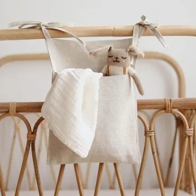 Produktbild von Organizer für das Kinderzimmer, für das Babybett, Hängende Aufbewahrungslösung für Windeln und Spielzeug, Weiß