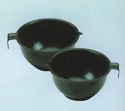 Produktbild von 2 x Efalock Färbeschale schwarz mit Griff 200 ml