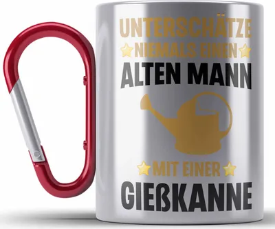 Produktbild von Trendation - Alter Mann Gärtner Edelstahl Tasse Karabiner mit Spruch Garten Hobbygärtner Geschenk Lustig (Rot)