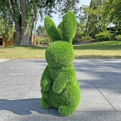 Produktbild von AniPlants Grasfigur Deko Hase aufrecht stehend Haus und Gartendeko 48 cm