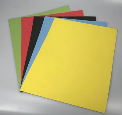 Obrázek produktu pro Barevný karton - A4 / 180 g / zelená