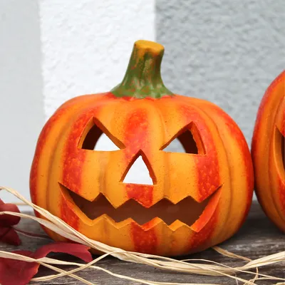 Image de Lanterne citrouille comme décoration LED Halloween Photophore en 14x15 cm