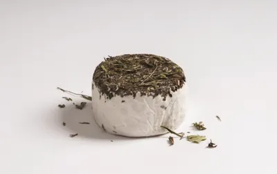 Produktbild von Ziegencamembert mit Kräuterhaube Degust ca. 150 gr.