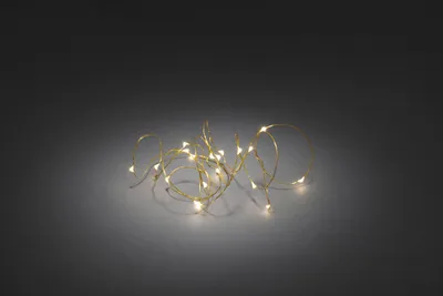 Produktbild von Konstsmide - Micro LED Lichterkette, 6h Timer, 40 warm weiße Dioden, batteriebetrieben, Innen, messingfarbener Draht; 1461-180