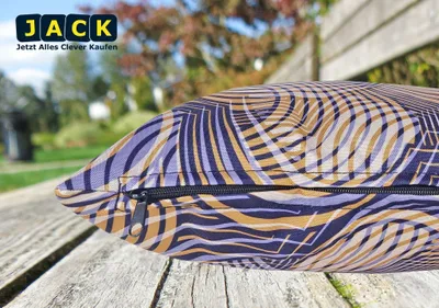 Produktbild von JACK 30x50cm Motiv Outdoor Lounge Kissen Dekokissen inkl. XXL-Füllung Wasserabweisend Sitzkissen Garten Stuhl Lotus Effekt, Farbe:Wellen Braun