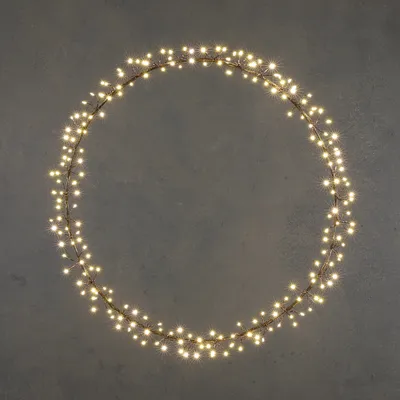 Produktbild von Luca Lighting Weihnachtskranz mit 210 warm-weißer LED-Lämpchen - Ø50 cm - Schwarz