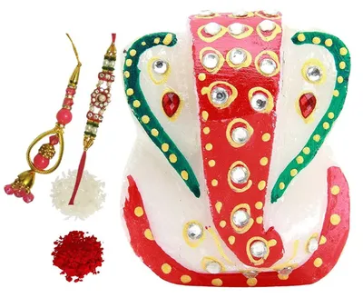 Rakshabandhan-Set: Ganesha-Statue, 2 Rakhis, Roli Chawal Tika