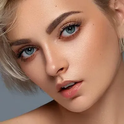 Produktbild von Blühende Wimpernlilie von Kiss