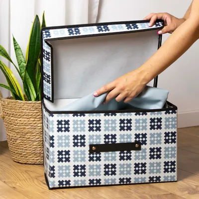 Obrázek produktu pro Úložný Box Koš S Víkem Vodotěsné Skládací Kontejner Organizér Do Skříně  Na Oblečení Hračky Dokumenty Bílý/Modrý 40X30X25 Cm