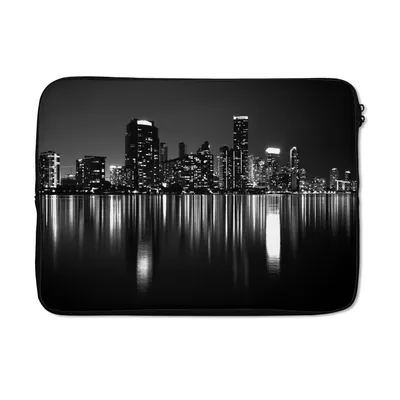 Produktbild von MuchoWow® Laptop Hülle 14 ZollNew York - Skyline - Nacht Laptoptasche - Laptoptasche - Stoßsicher - Schutzhaube