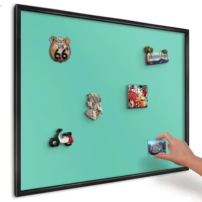 Produktbild von Magnettafel 80x60 cm mit schwarzem Rahmen - Magnetische Metalltafel, Magnetpinnwand zur Wandmontage für Wohnzimmer, Küche, Flur, Kinderzimmer und Büro - Starke Minze