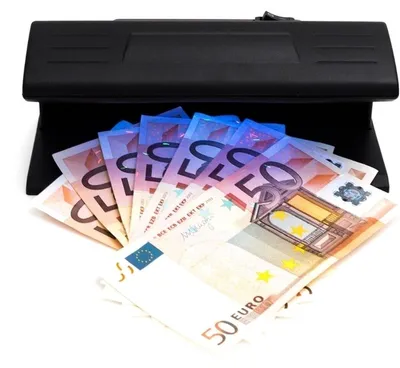 Produktbild von Banknotenprüfgerät 9W UV-Lampe schwarz