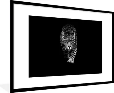 Produktbild von MuchoWow® Gerahmtes Poster Tiere - Schwarz - Leopard - Weiß - Wild 90x60 cm - Poster mit Schwarzem Bilderrahmen Wandposter Rahmen Foto Bilder - Wanddekoration - Fotos