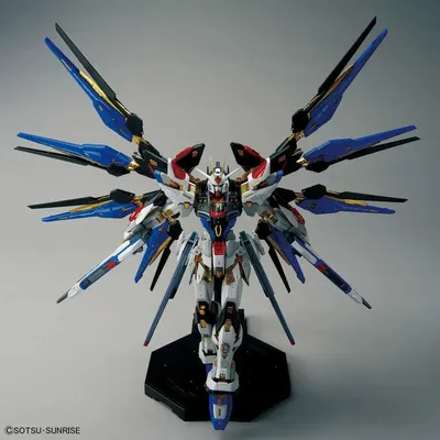 Produktbild von BANDAI BAN5063368 MGEX ZGMF-X20A Strike Freedom Gundam 21 cm