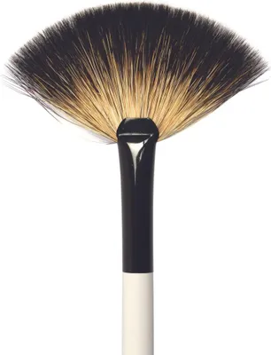 Produktbild von Make-up Studio Nr. 31 Lüfterpinsel Dashaar