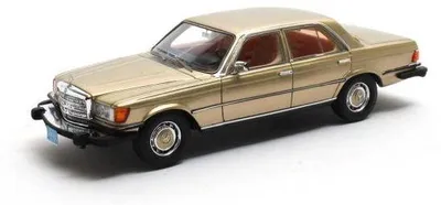 Produktbild von Matrix 1:43 Mercedes-Benz 300SD Turbodiesel W116 USA - gold