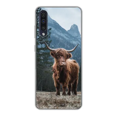 Produktbild von MuchoWow® Handyhülle Schutzhülle Hülle für Samsung Galaxy A30s Schottische Highlander - Berg - Landschaft - Bäume - Kuh - Natur Silikon Softcase Handy Hülle - Karteninhaber