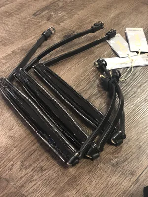 Produktbild von Döbert hannov. Reithalfter Classic schwarz Lack mit oben und unten , BR17_Gr.:Full