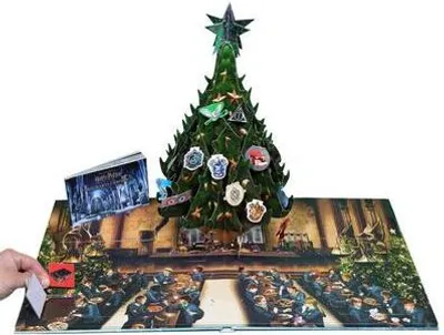Immagine prodotto di Harry Potter: A Hogwarts Christmas Pop-up