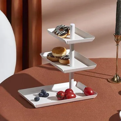 Produktbild von Drei-Schicht-Torte-Unterstand mit rotierbarer Frucht-Drehkugel - abnehmbarer Metall-Servierteller für Desserts, Kuchen, Süßigkeiten, Gebäck und Früchte.