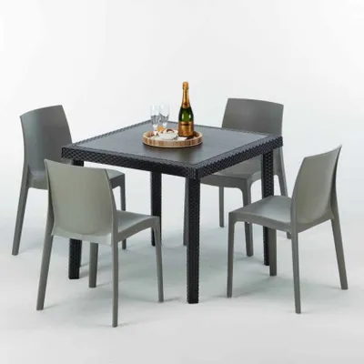 Produktbild von Schwarz Quadratisch Tisch und 4 Stühle Farbiges Polypropylen-Außenmastenset Grand Soleil Rome Passion - Grau