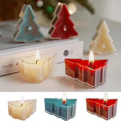 Produktbild von 3 Stück weihnachtliche Duftkerzen in Tannenbaumform – kleine Teelichtkerzen mit Kiefernduft als Weihnachtsschmuck und Geschenk für Frauen