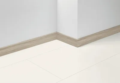 Produktbild von Sockelleiste SL18 Eiche D036 2200 x 70 x 16,5 mm