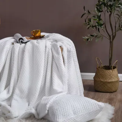 Zdjęcie produktu dla Biały Koc Miękka Narzuta Z Mikrofibry Sofa Koc Monte 150X200