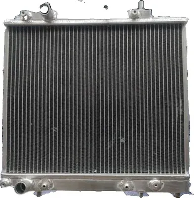 Produktbild von Aluminiumkühler, 56 mm Kerngröße, passgenau für Daihatsu YRV, leichte Bauweise