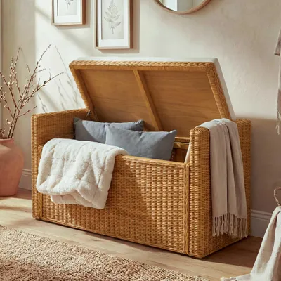 Produktbild von Aufbewahrungstruhe M92, Truhe Sitzbank Garderobenbank, Kissen Kubu Rattan 88cm  honigfarben