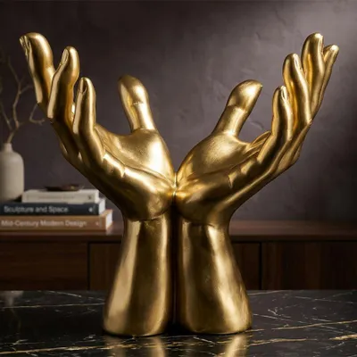 Immagine prodotto di Scultura a mano in resina lucida, 25x15x24 cm, color oro, "Peace Hands" di Mauro Ferretti