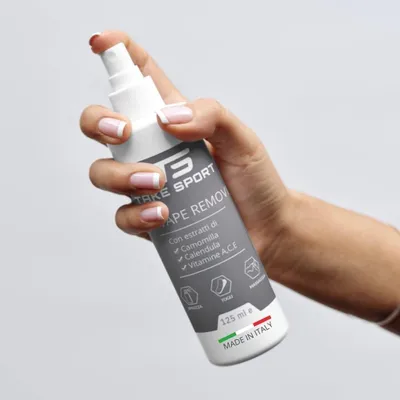 Productafbeelding van TAKE SPORT: Spray voor het verwijderen van sporttape, geschikt voor het verwijderen en reinigen van lijmresten van sporttape of kinesiotape. Kinesiotaping, kinesiotaping
