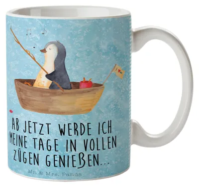 Produktbild von Mr. & Mrs. Panda Trinkbecher Pinguin Angelboot - Eisblau - Geschenk, Becher, kaffeebecher bedruckt, Pinguine, Angeln, Scheidung, Neustart, Kaffeetasse, Optimistisch, Boot