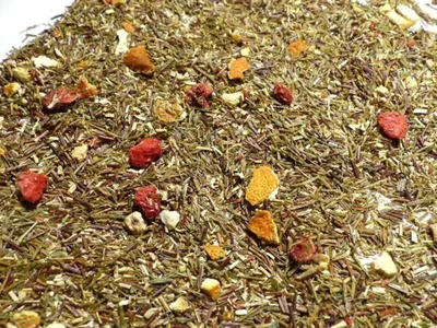 Produktbild von Erdbeere Orange Grüner Rooibos Tee Naturideen® 100g
