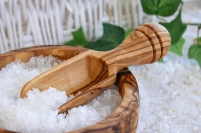 Produktbild von Salzschippchen aus Olivenholz 7 cm